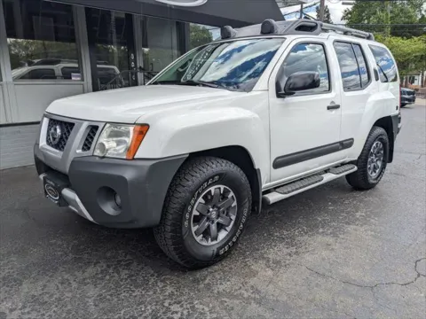 White 2015 Nissan Xterra Pro-4X for sale in Gahanna, OH