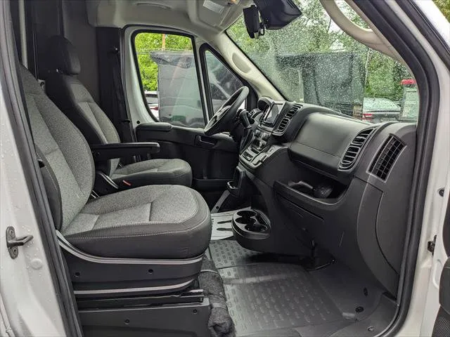 Ram Cargo Van photo 27