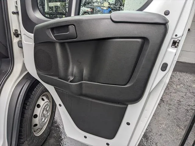 Ram Cargo Van photo 28