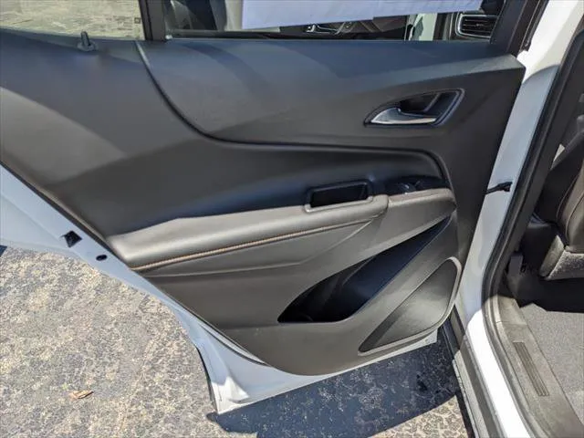 Chevrolet Equinox photo 12