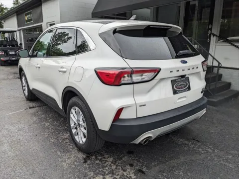 Another view of 2020 Ford Escape SE for sale in Gahanna, OH at Gahanna Auto Sales