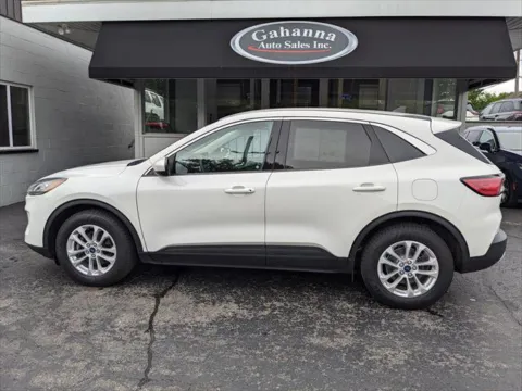 Photos of 2020 Ford Escape SE for sale in Gahanna, OH at Gahanna Auto Sales