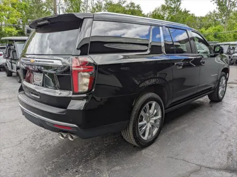 More photos of 2021 Chevrolet Suburban High Country at Gahanna Auto Sales, OH