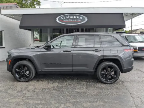 Photos of 2023 Jeep Grand Cherokee Altitude for sale in Gahanna, OH at Gahanna Auto Sales