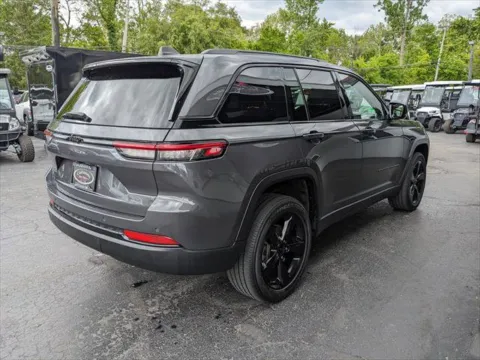 More photos of 2023 Jeep Grand Cherokee Altitude at Gahanna Auto Sales, OH