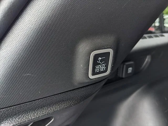 2023 Jeep Grand Cherokee Altitude - Photo 17