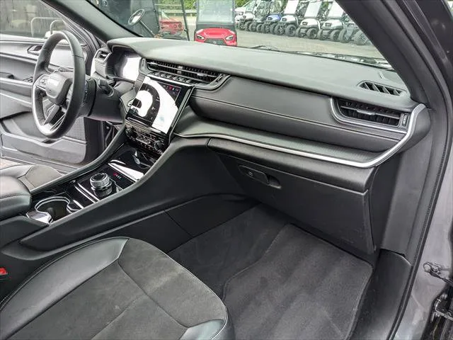 2023 Jeep Grand Cherokee Altitude - Photo 21