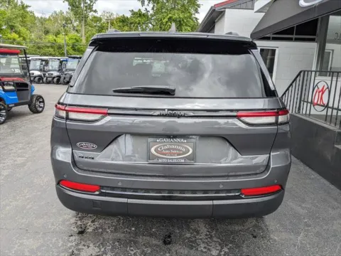 More photos of 2023 Jeep Grand Cherokee Altitude at Gahanna Auto Sales, OH