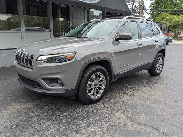 2020 Jeep Cherokee Latitude Plus 4X4's photo