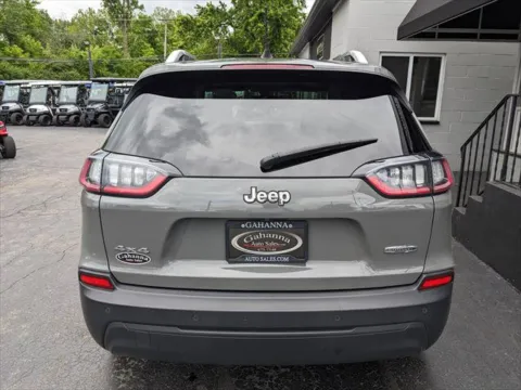 More photos of 2020 Jeep Cherokee Latitude Plus at Gahanna Auto Sales, OH
