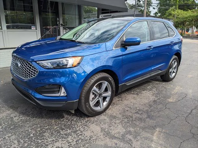 2024 Ford Edge SEL AWD's photo