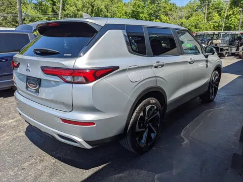 More photos of 2024 Mitsubishi Outlander SE 4WD at Gahanna Auto Sales, OH