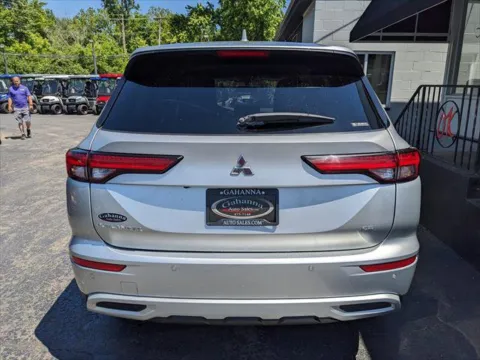 More photos of 2024 Mitsubishi Outlander SE 4WD at Gahanna Auto Sales, OH