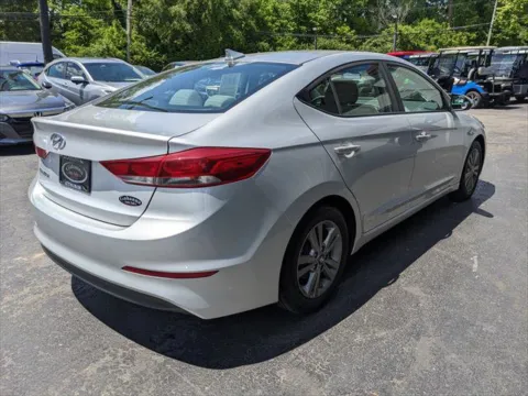 More photos of 2018 Hyundai Elantra SEL at Gahanna Auto Sales, OH