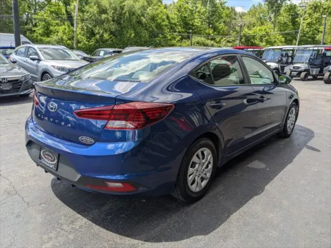 More photos of 2020 Hyundai Elantra SE at Gahanna Auto Sales, OH