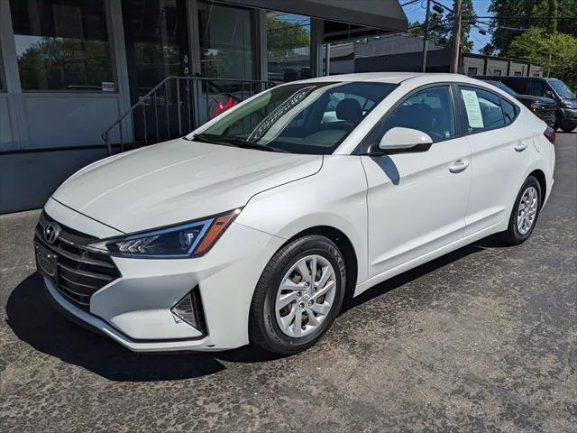2020 Hyundai Elantra 2.0 SE A/T SULEV's photo