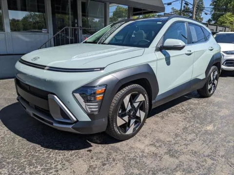 Green 2024 Hyundai Kona Limited for sale in Gahanna, OH