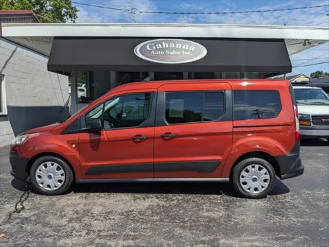 Photos of 2022 Ford Transit Connect Wagon XL for sale in Gahanna, OH at Gahanna Auto Sales