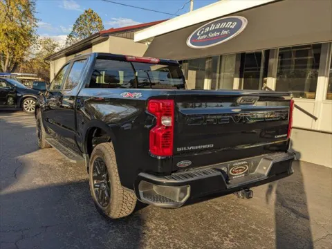Another view of 2022 Chevrolet Silverado 1500 Custom for sale in Gahanna, OH at Gahanna Auto Sales