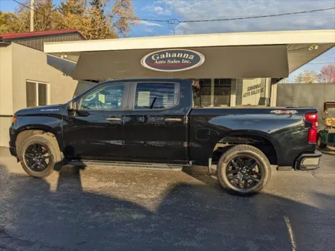 Photos of 2022 Chevrolet Silverado 1500 Custom for sale in Gahanna, OH at Gahanna Auto Sales