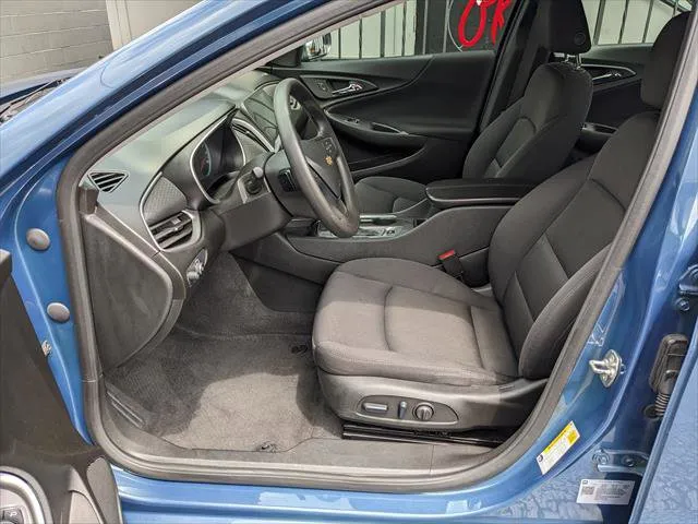 Chevrolet Malibu photo 7