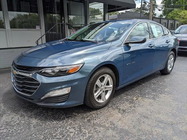 Blue 2024 Chevrolet Malibu LT for sale in Gahanna, OH