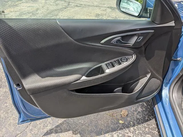 Chevrolet Malibu photo 9