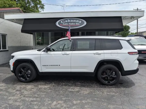 Photos of 2023 Jeep Grand Cherokee L Altitude for sale in Gahanna, OH at Gahanna Auto Sales