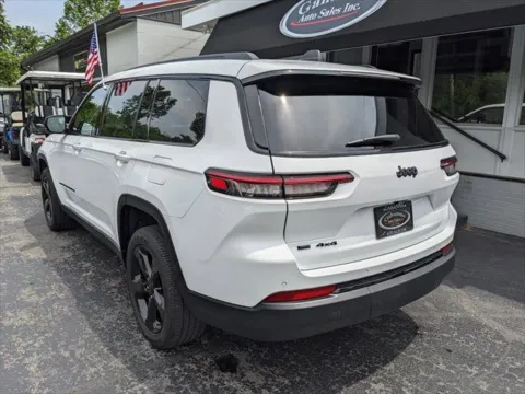 Another view of 2023 Jeep Grand Cherokee L Altitude for sale in Gahanna, OH at Gahanna Auto Sales