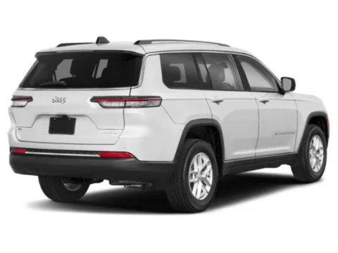 Photos of 2023 Jeep Grand Cherokee L Altitude for sale in Gahanna, OH at Gahanna Auto Sales