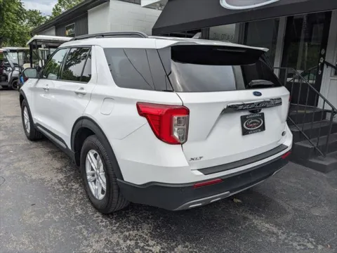 Another view of 2022 Ford Explorer XLT for sale in Gahanna, OH at Gahanna Auto Sales