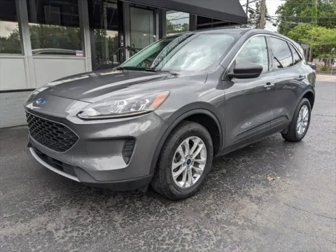 Gray 2022 Ford Escape SE for sale in Gahanna, OH