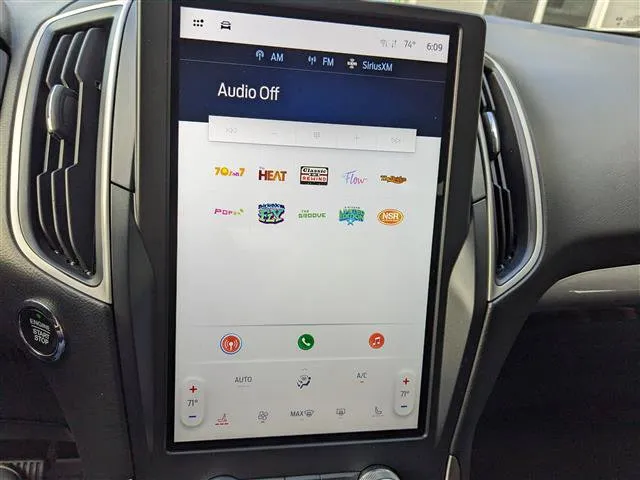 2024 Ford Edge SEL - Photo 20