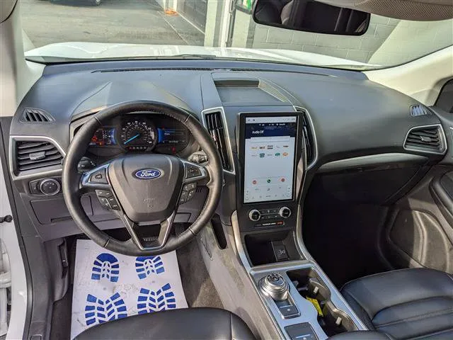 2024 Ford Edge SEL - Photo 13