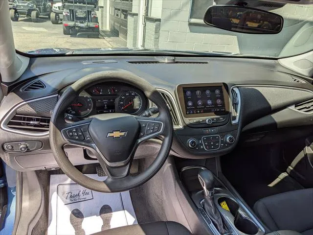 Chevrolet Malibu photo 14