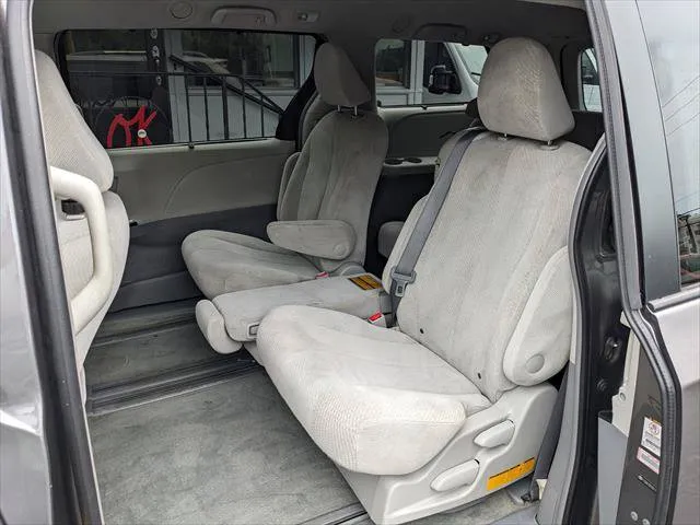 Photo 11