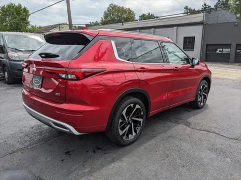 More photos of 2022 Mitsubishi Outlander SEL 2WD at Gahanna Auto Sales, OH