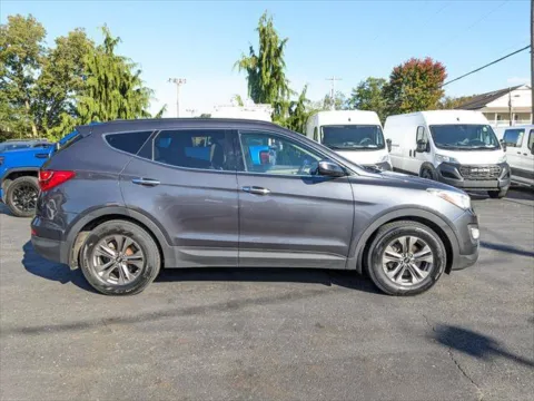 More photos of 2016 Hyundai Santa Fe Sport Sport 2.4 AWD at Gahanna Auto Sales, OH