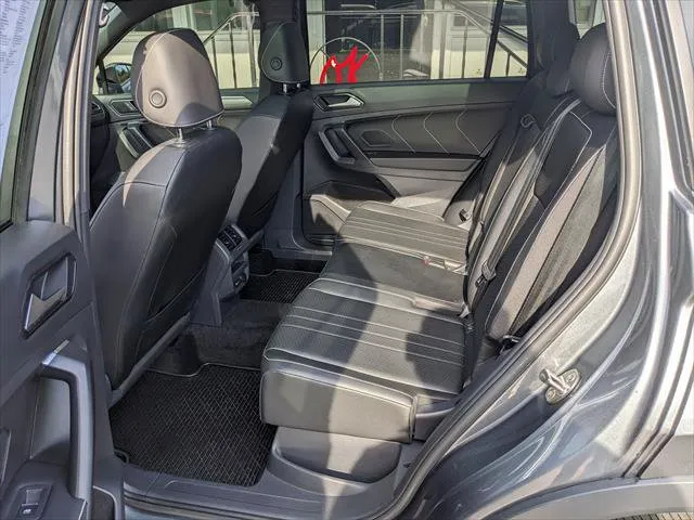 Volkswagen Tiguan photo 12