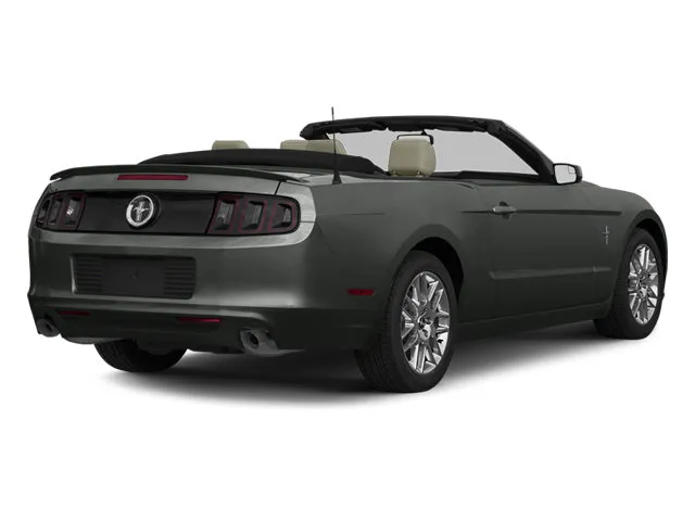 Ford Mustang photo 2