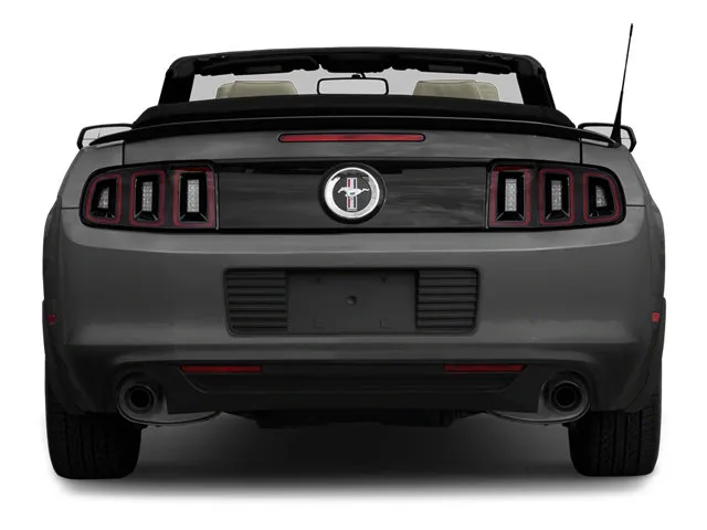 Ford Mustang photo 5