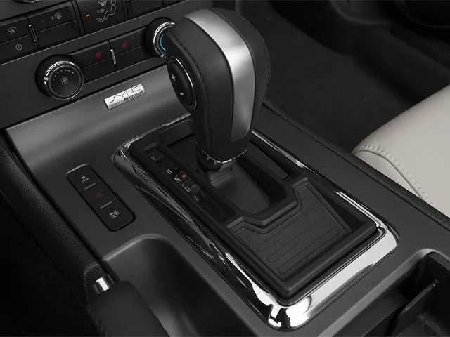 Ford Mustang photo 10