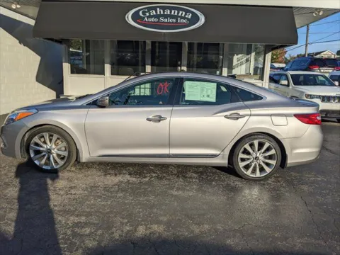 Photos of 2013 Hyundai Azera 3.3L for sale in Gahanna, OH at Gahanna Auto Sales