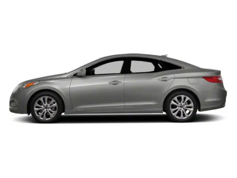 Another view of 2013 Hyundai Azera 3.3L for sale in Gahanna, OH at Gahanna Auto Sales