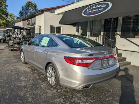 Another view of 2013 Hyundai Azera 3.3L for sale in Gahanna, OH at Gahanna Auto Sales