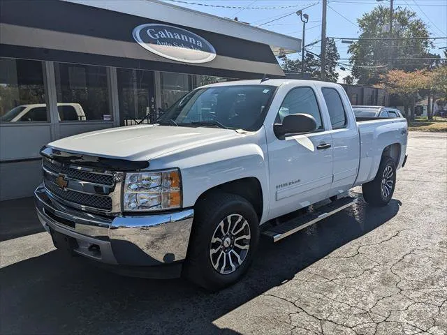 White 2012 Chevrolet Silverado 1500 LT for sale in Gahanna, OH