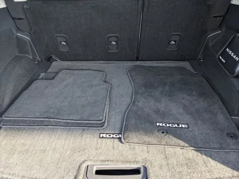 More photos of 2023 Nissan Rogue SV at Gahanna Auto Sales, OH