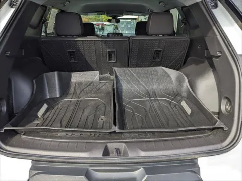 More photos of 2025 Chevrolet Blazer LT at Gahanna Auto Sales, OH