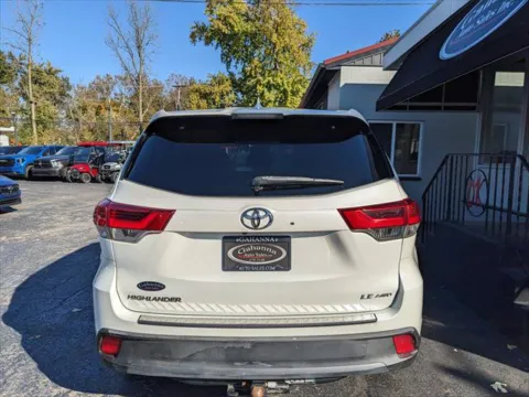 More photos of 2017 Toyota Highlander LE Plus AWD V6 at Gahanna Auto Sales, OH