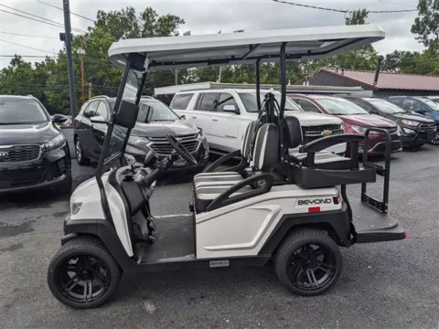 Photos of 2024 BINTELLI BEYOND 4PR for sale in Gahanna, OH at Gahanna Auto Sales
